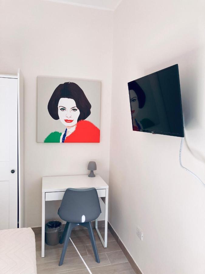 Hotel Casa Donna Francy Napoli Esterno foto