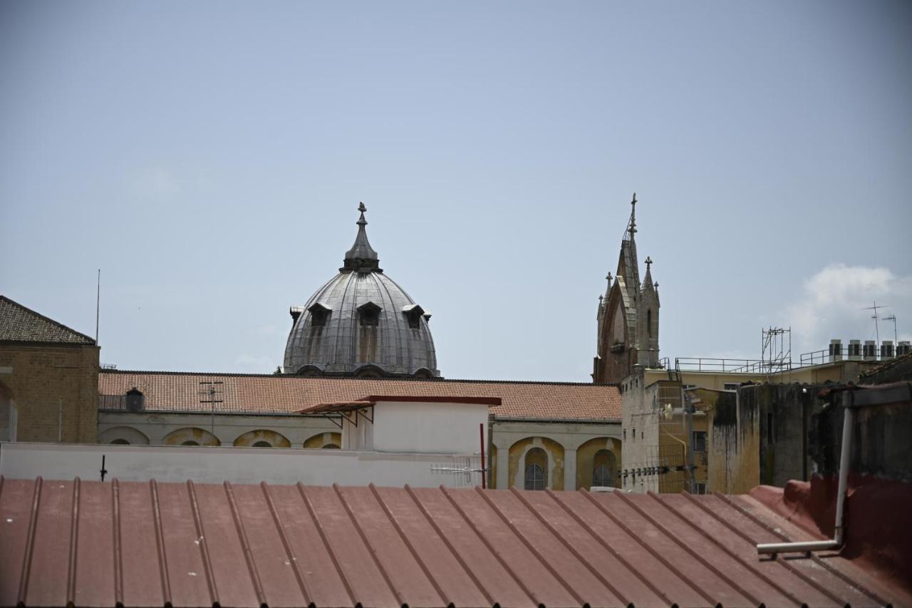Hotel Casa Donna Francy Napoli Esterno foto
